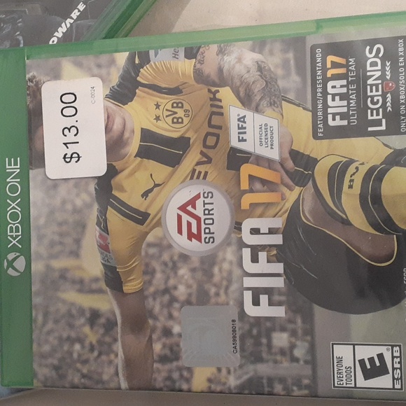 XBOXONE GAME BUNDLE - Picture 4 of 7